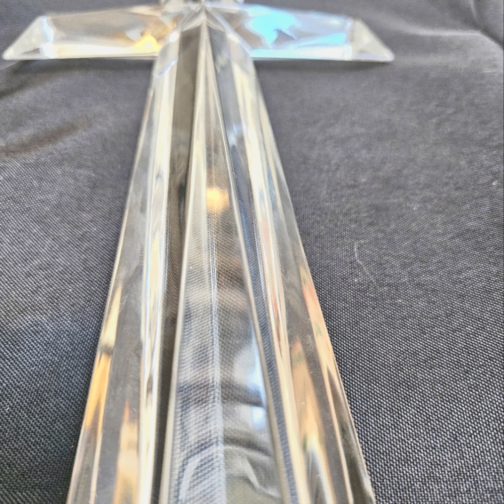 LEAD CRYSTAL CROSS ✝️